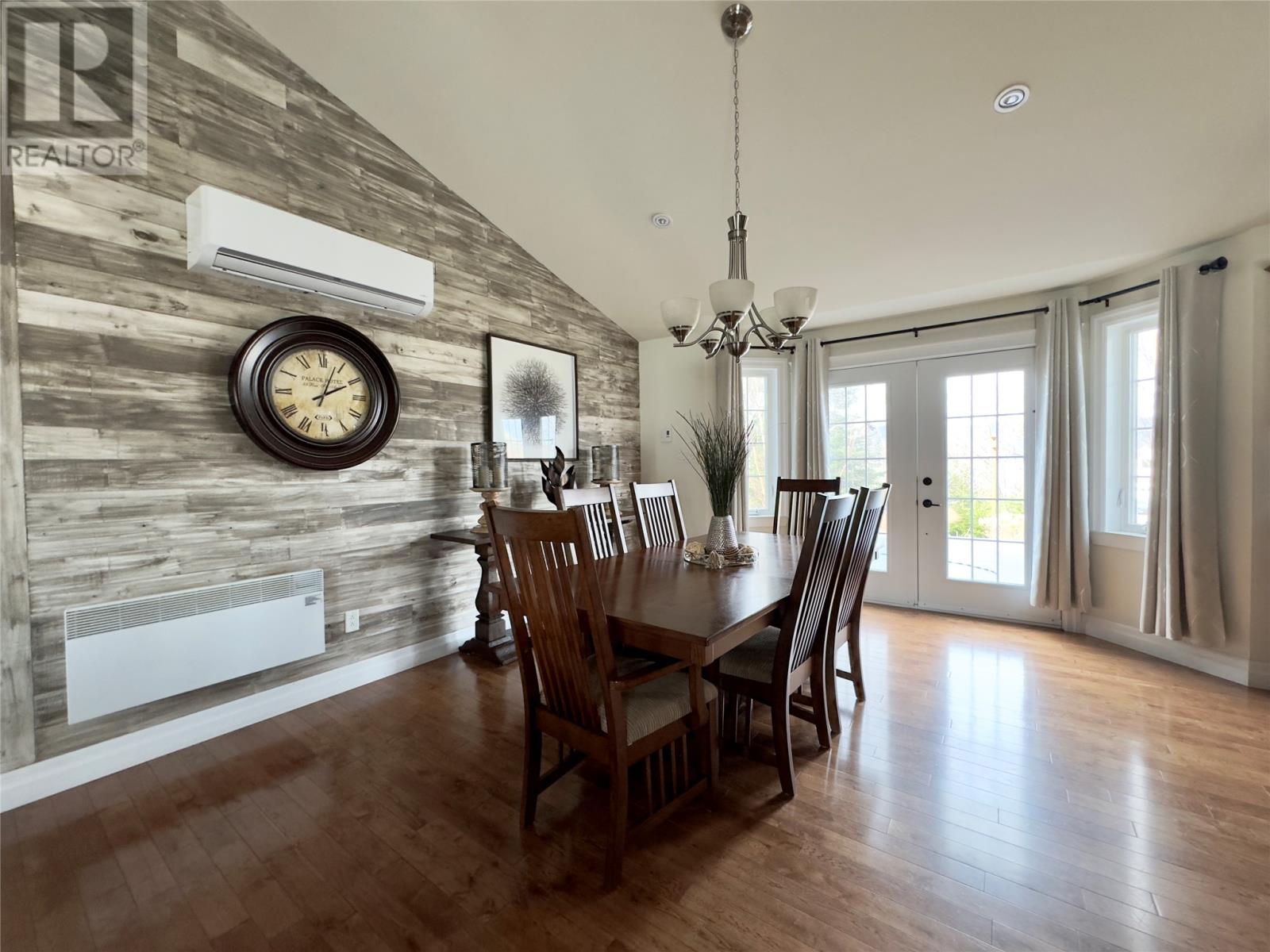 Property at 4 South Brook Drive image 4