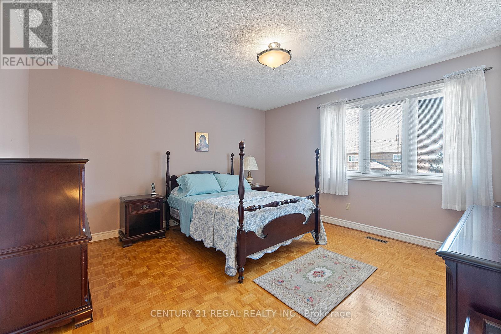 137 Fifth Avenue, Vaughan (East Woodbridge), Ontario  L4L 6Z3 - Photo 27 - N12039231