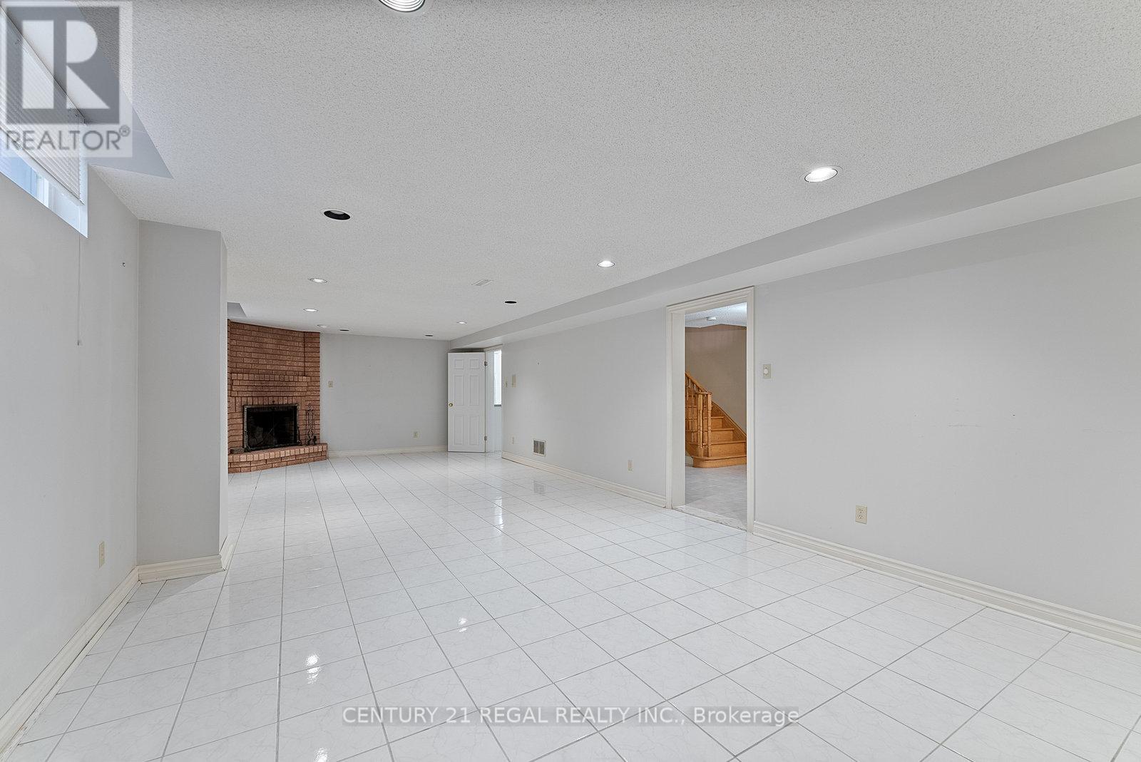 137 Fifth Avenue, Vaughan (East Woodbridge), Ontario  L4L 6Z3 - Photo 35 - N12039231