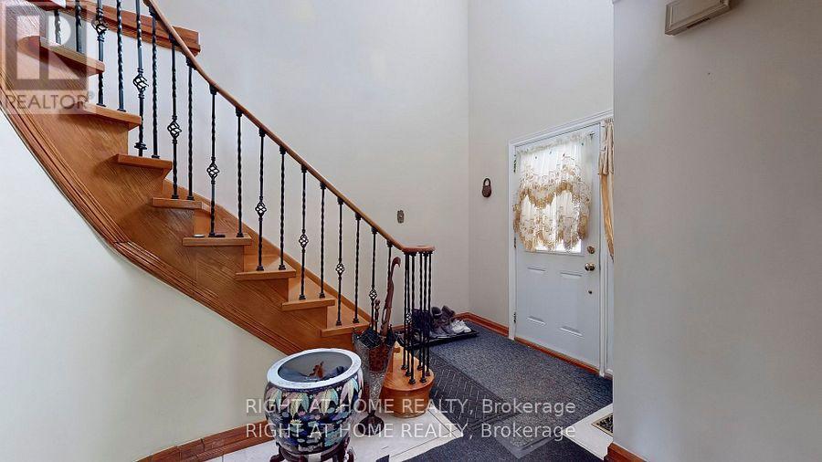 15 Cog Hill Drive, Vaughan, Ontario  L4K 1M6 - Photo 21 - N12039241