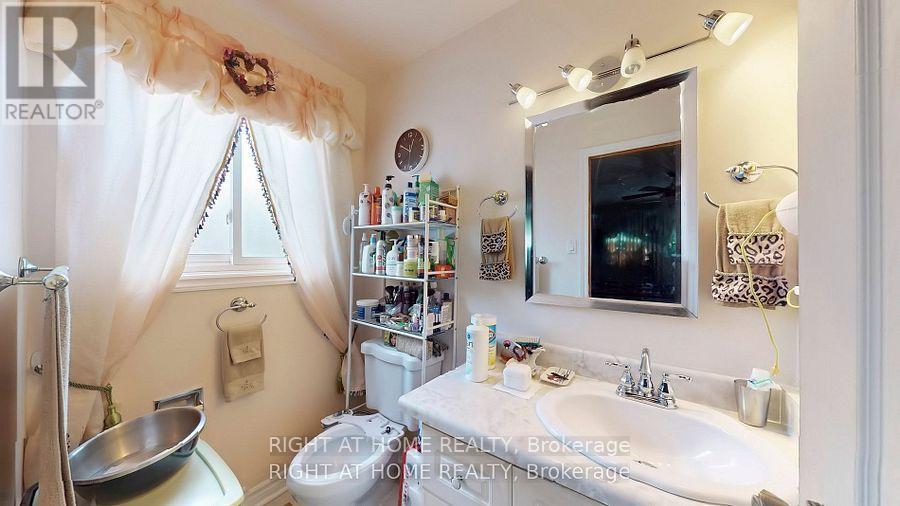 15 Cog Hill Drive, Vaughan, Ontario  L4K 1M6 - Photo 27 - N12039241