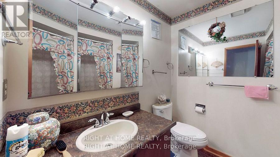 15 Cog Hill Drive, Vaughan, Ontario  L4K 1M6 - Photo 31 - N12039241