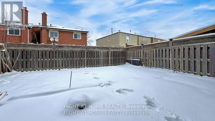 15 Cog Hill Drive, Vaughan, Ontario  L4K 1M6 - Photo 45 - N12039241