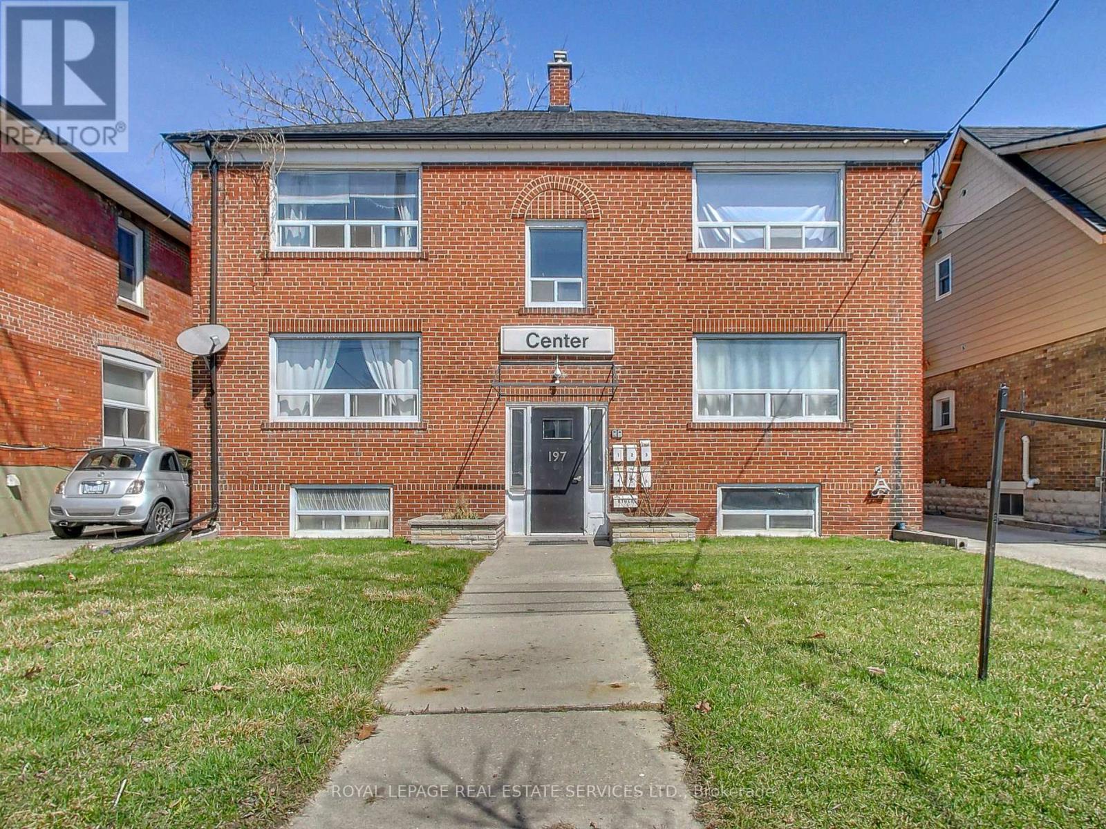 197 ROYAL YORK ROAD, Toronto, Ontario