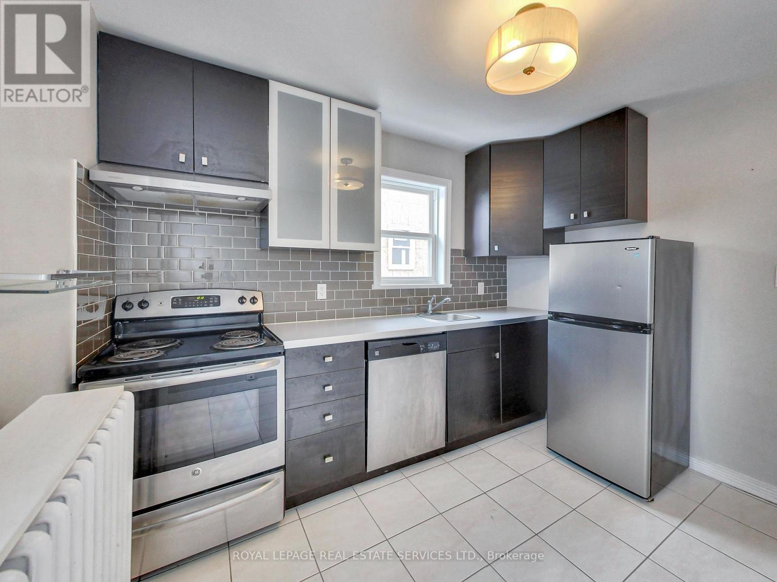 197 Royal York Road, Toronto (Mimico), Ontario  M8V 2V5 - Photo 17 - W12039227