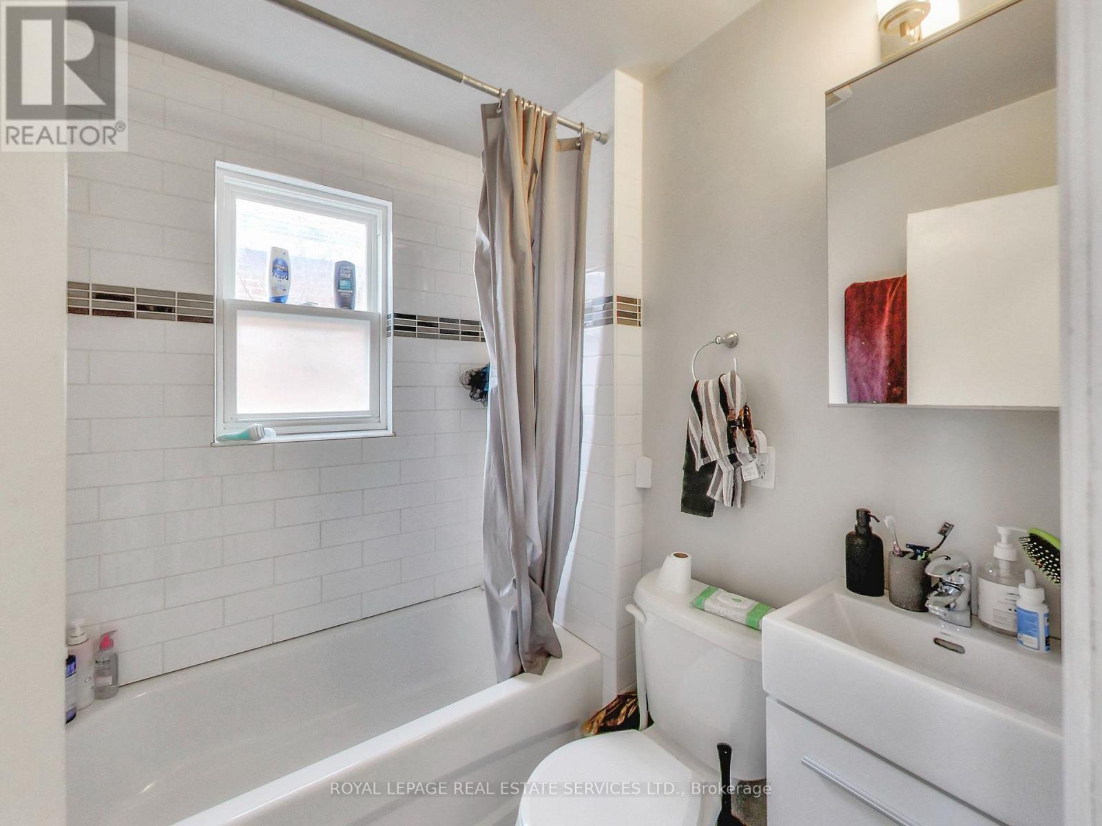 197 Royal York Road, Toronto (Mimico), Ontario  M8V 2V5 - Photo 25 - W12039227