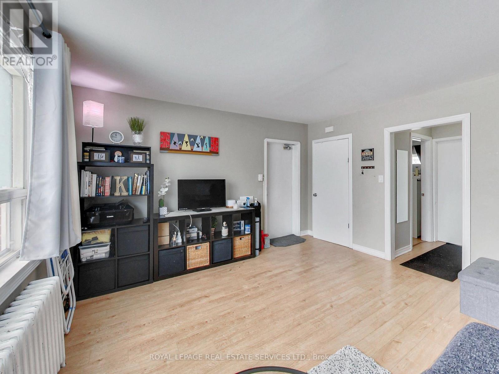 197 Royal York Road, Toronto (Mimico), Ontario  M8V 2V5 - Photo 5 - W12039227