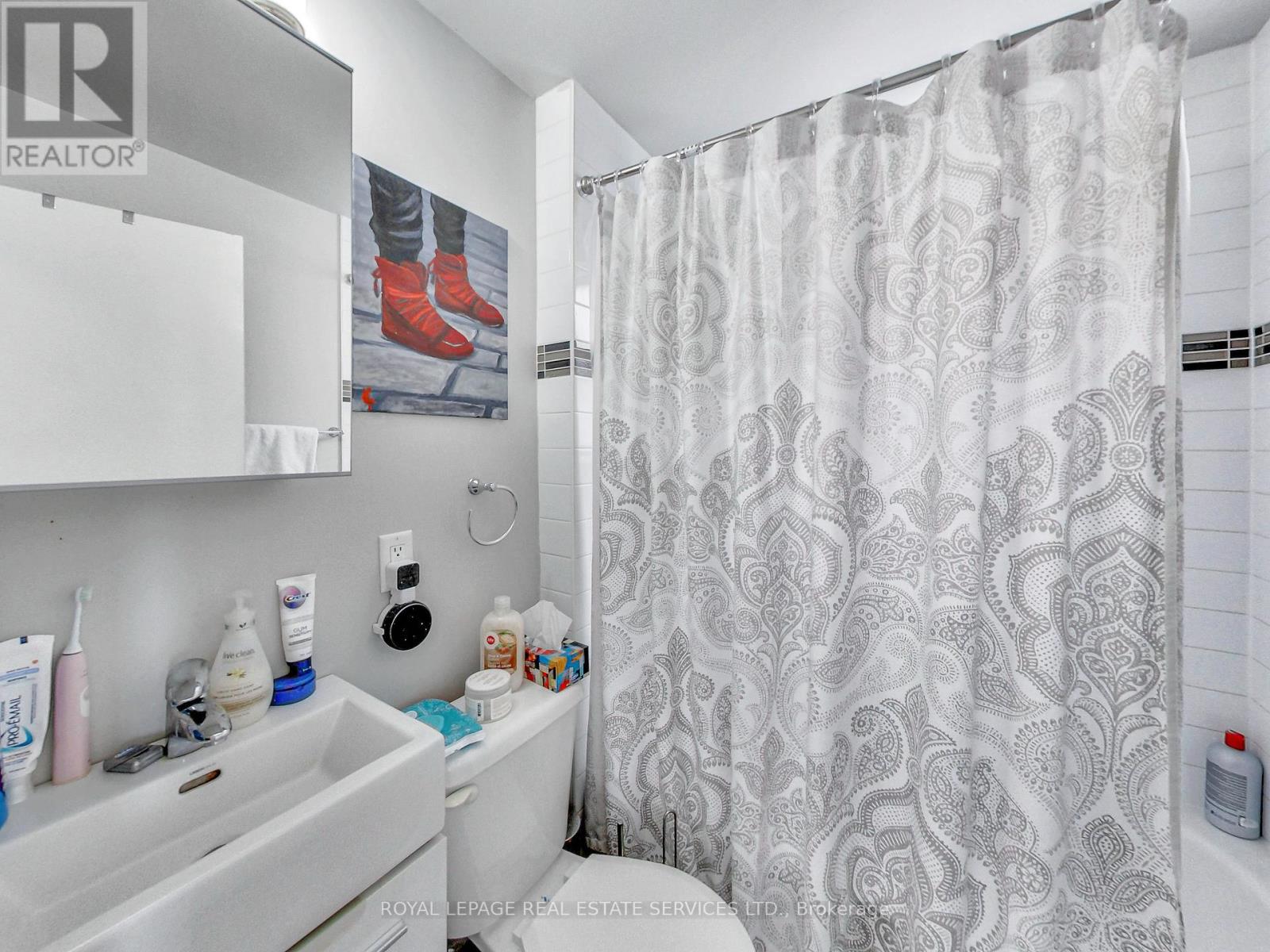 197 Royal York Road, Toronto (Mimico), Ontario  M8V 2V5 - Photo 7 - W12039227