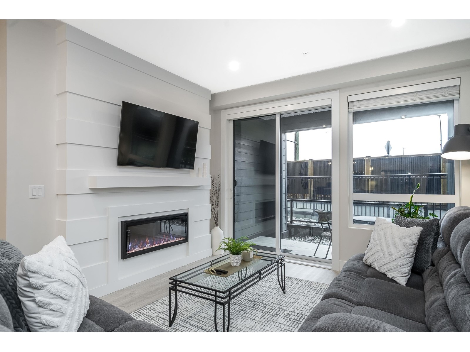 Property at 106 45757 WATSON ROAD image 4