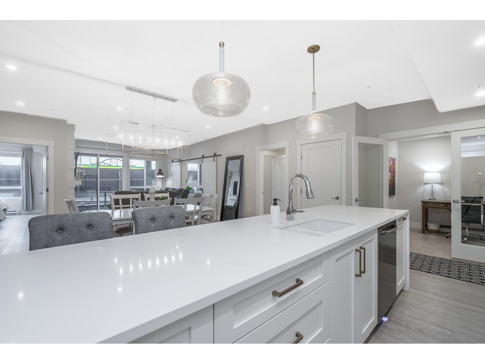 Property at 106 45757 WATSON ROAD image 3