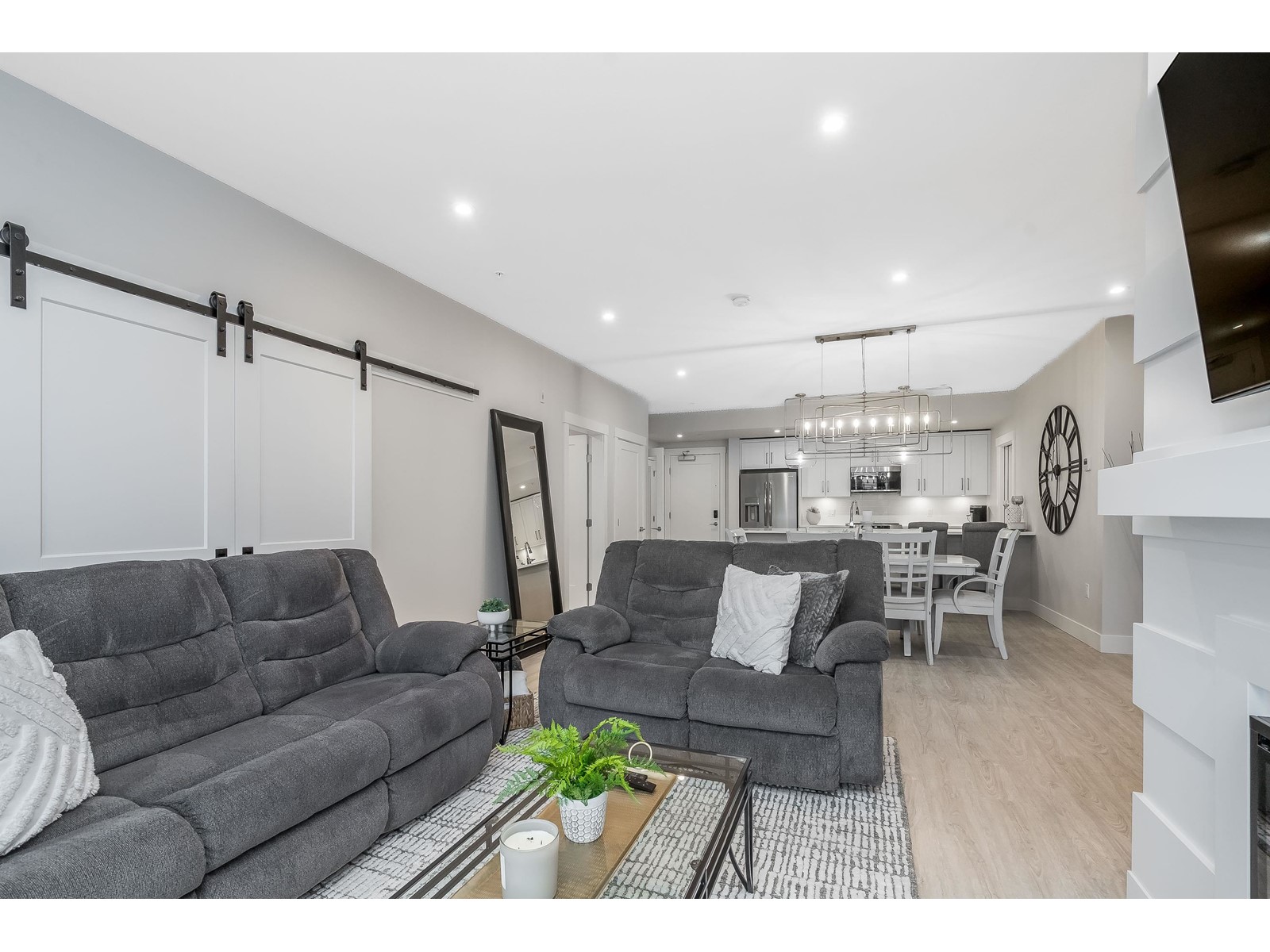 Property at 106 45757 WATSON ROAD image 5
