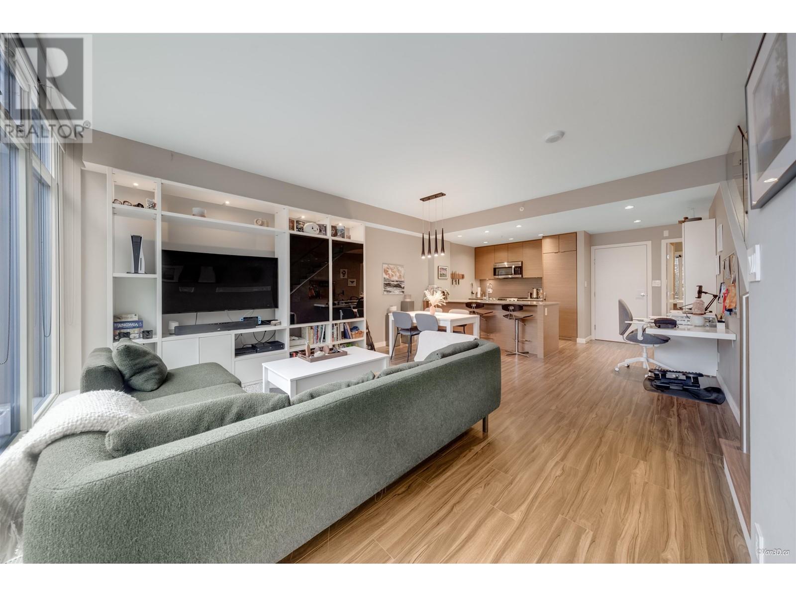 1627 Eastern Avenue, North Vancouver, British Columbia  V7L 0C4 - Photo 3 - R2981038