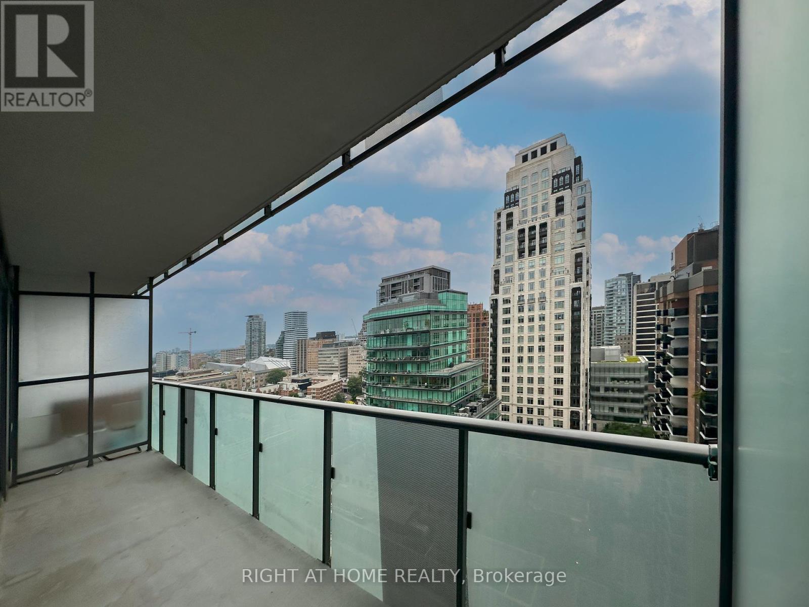 1808 - 65 St. Mary Street, Toronto (Bay Street Corridor), Ontario  M5S 0A6 - Photo 13 - C12039288