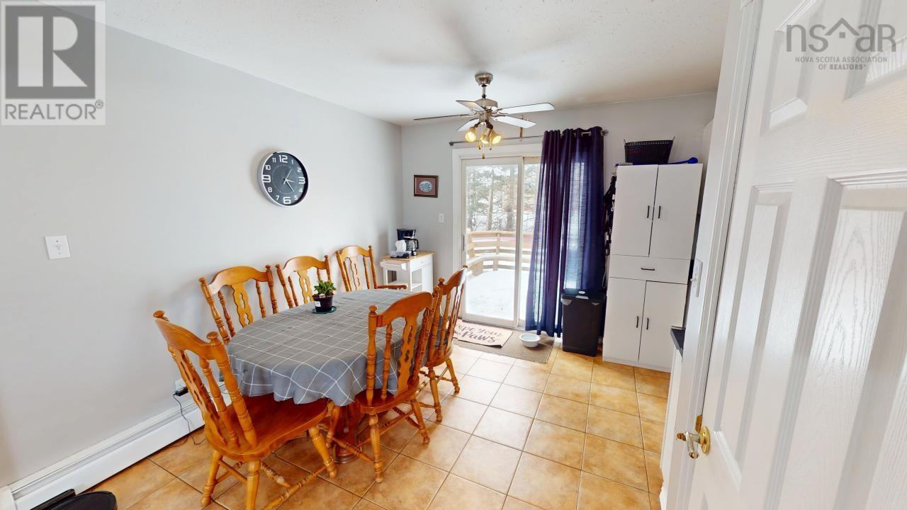 6 Ross Street, Antigonish, Nova Scotia  B2G 1C6 - Photo 3 - 202503713