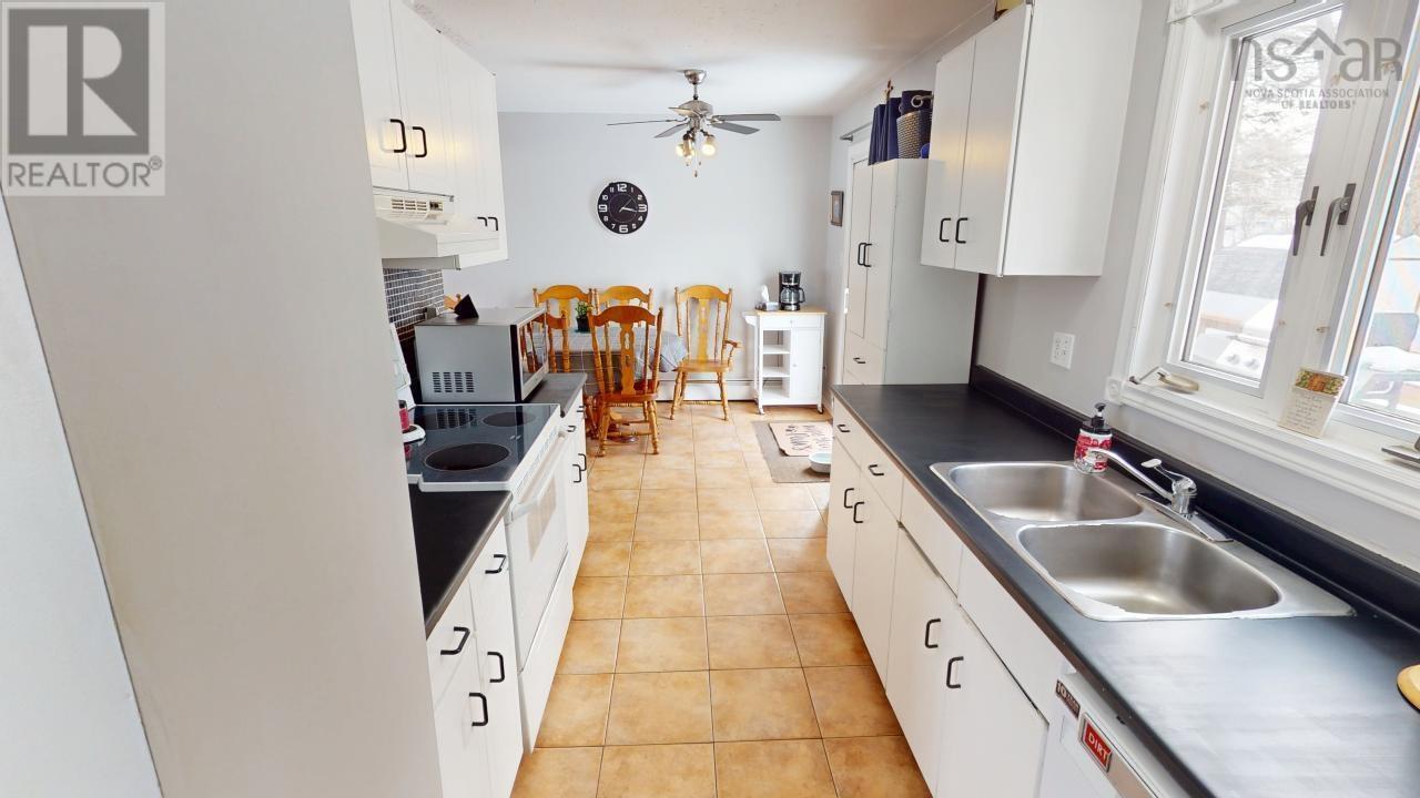6 Ross Street, Antigonish, Nova Scotia  B2G 1C6 - Photo 4 - 202503713