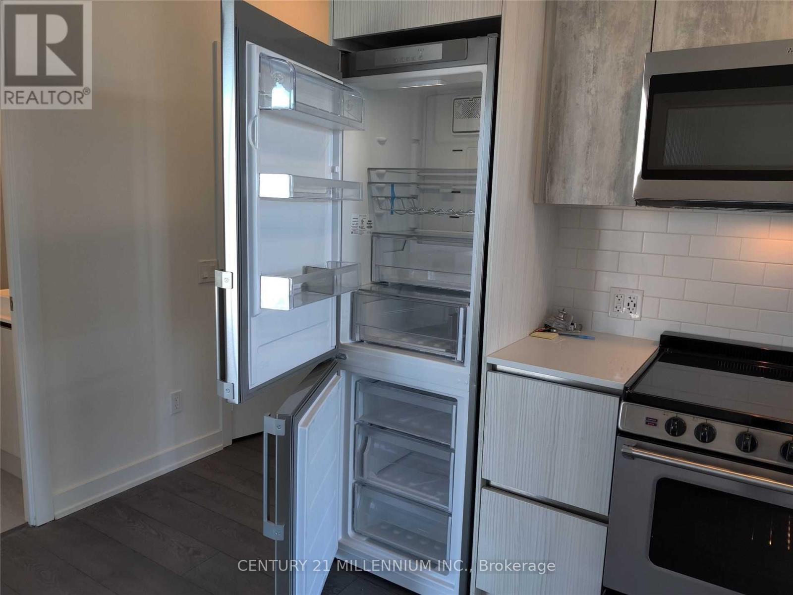 1910 - 251 Manitoba Street, Toronto, Ontario  M8Y 0C7 - Photo 3 - W12006411