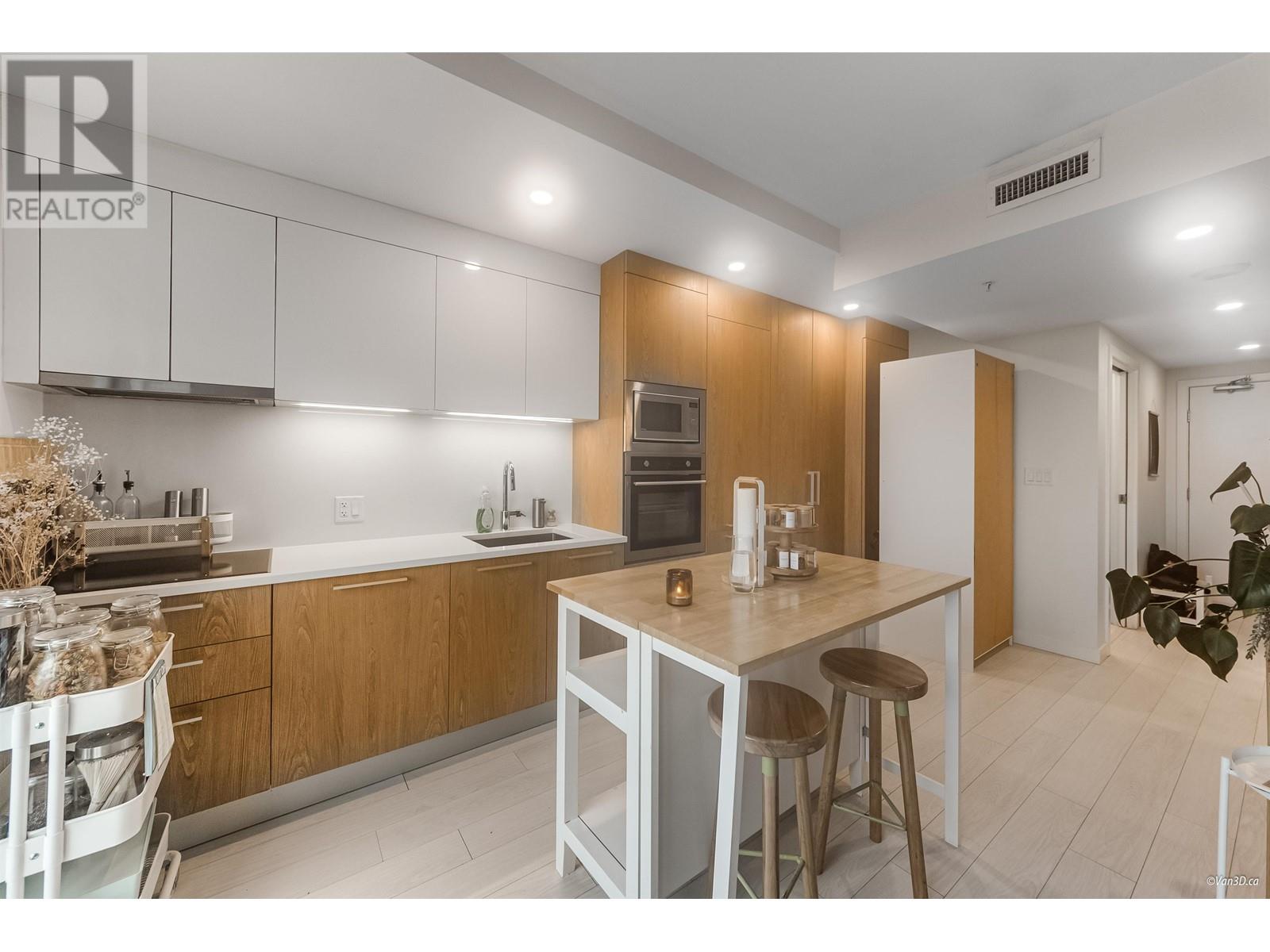 306 2508 Watson Street, Vancouver, British Columbia  V5T 3G9 - Photo 3 - R2981606