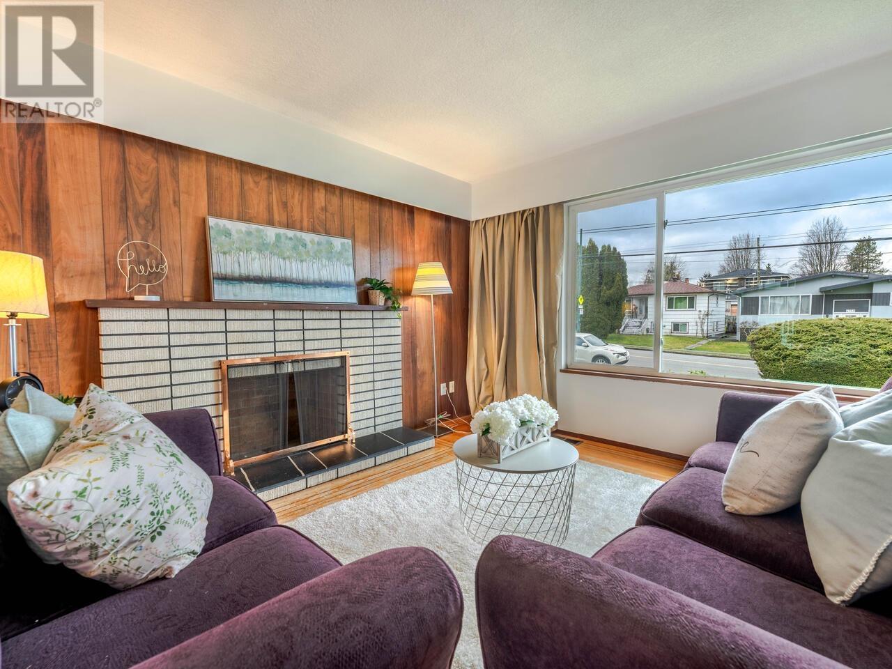 4754 Earles Street, Vancouver, British Columbia  V5R 3R2 - Photo 5 - R2981587