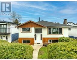 4754 EARLES STREET, Vancouver, British Columbia