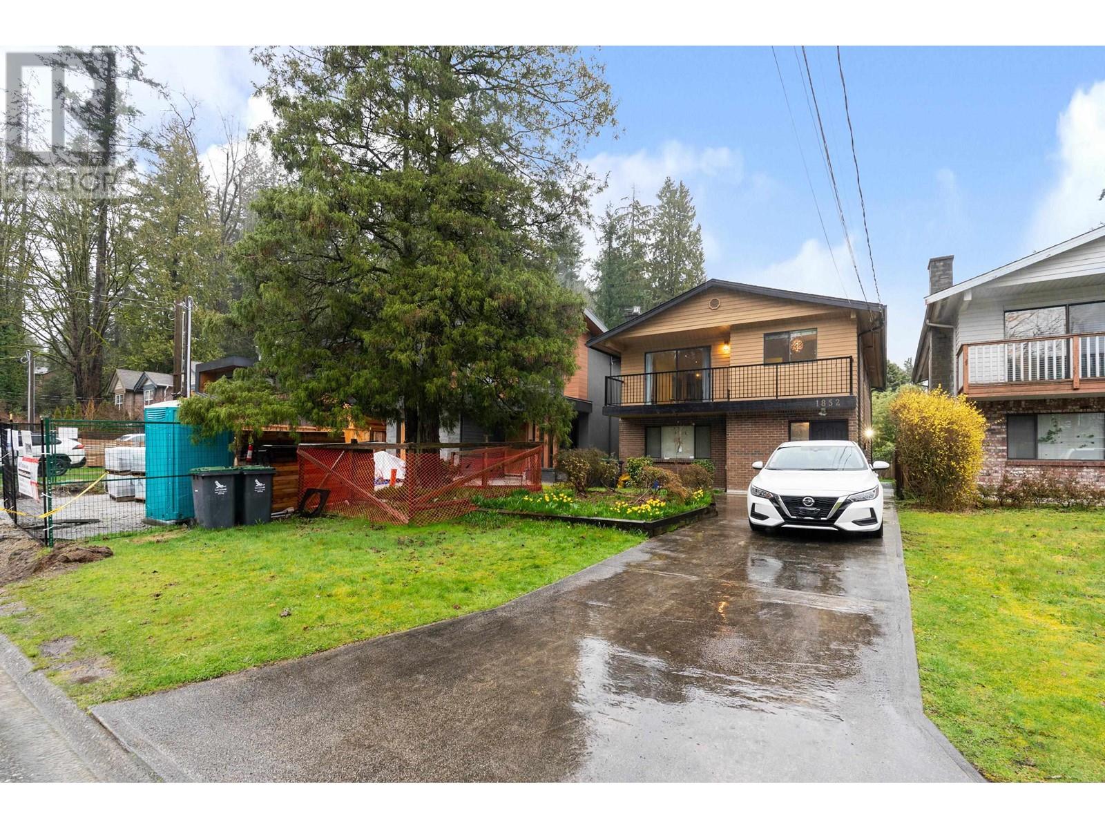 1852 Tatlow Avenue, North Vancouver, British Columbia  V7P 3A3 - Photo 32 - R2981589