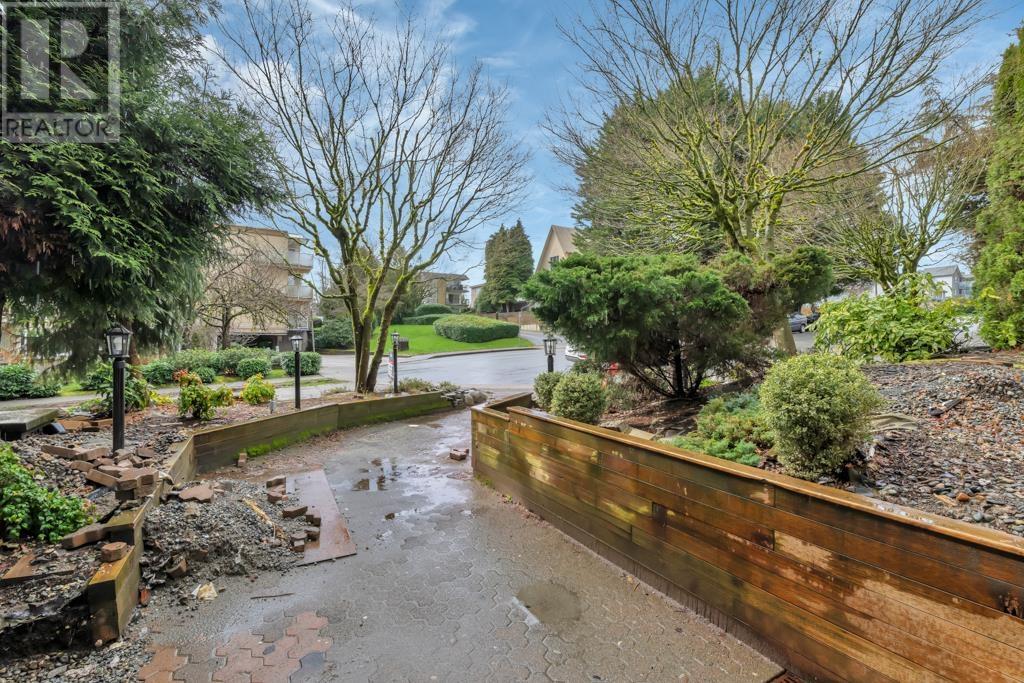 109 3883 Laurel Street, Burnaby, British Columbia  V5G 4M8 - Photo 4 - R2981378