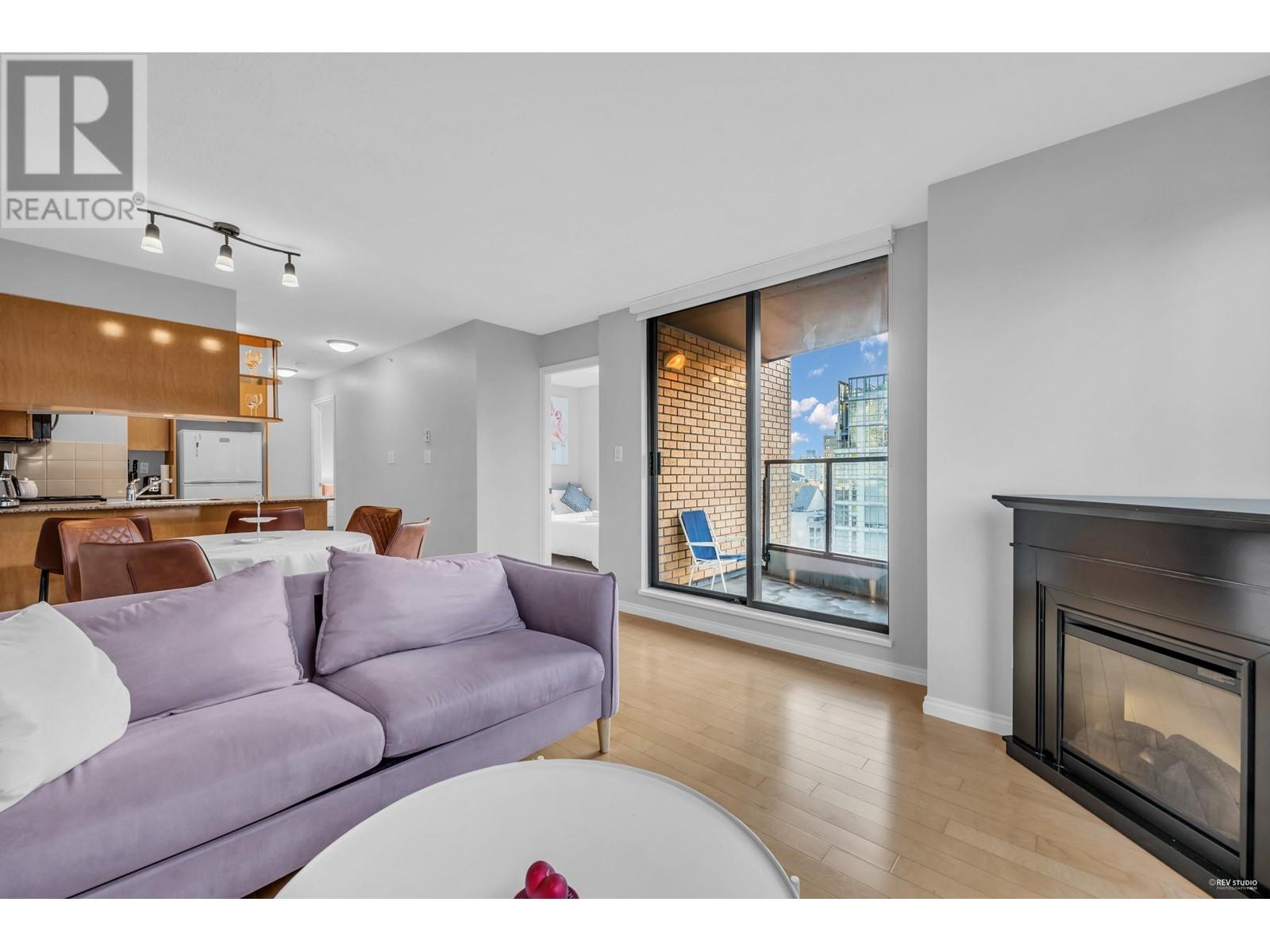 1608 1189 Howe Street, Vancouver, British Columbia  V6Z 2X4 - Photo 3 - R2981605