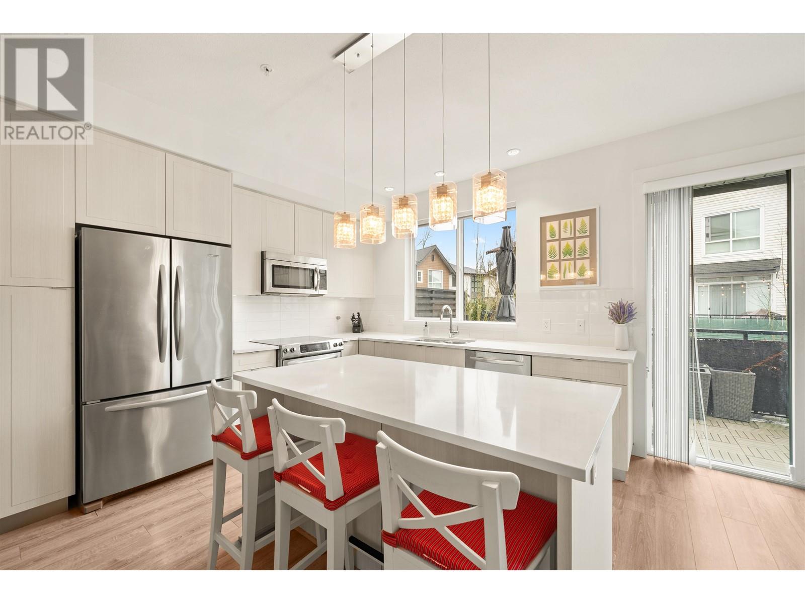 43 2358 Ranger Lane, Port Coquitlam, British Columbia  V3B 0L5 - Photo 4 - R2981362