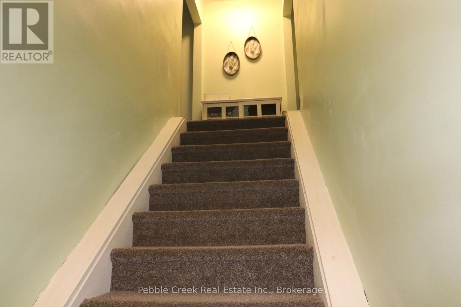 32 St Charles Place, Huron East, Ontario  N0M 1L0 - Photo 11 - X12039346