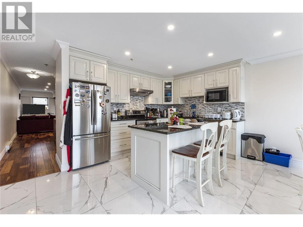 205 5625 Senlac Street, Vancouver, British Columbia  V5R 6G8 - Photo 8 - R2981309