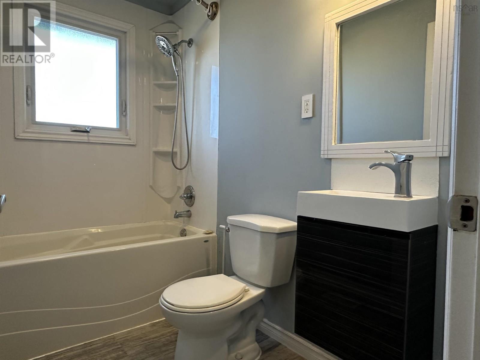 25 Bison Drive, Sydney, Nova Scotia  B1N 1P5 - Photo 24 - 202505709