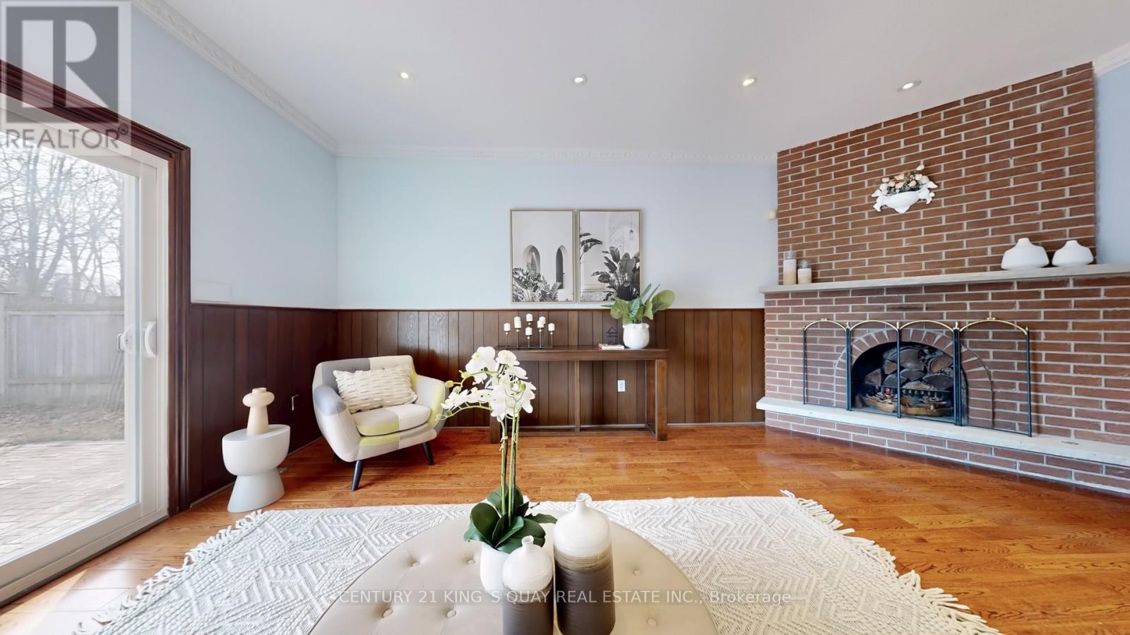 Property at 50 BEDFORD PARK AVENUE image 5