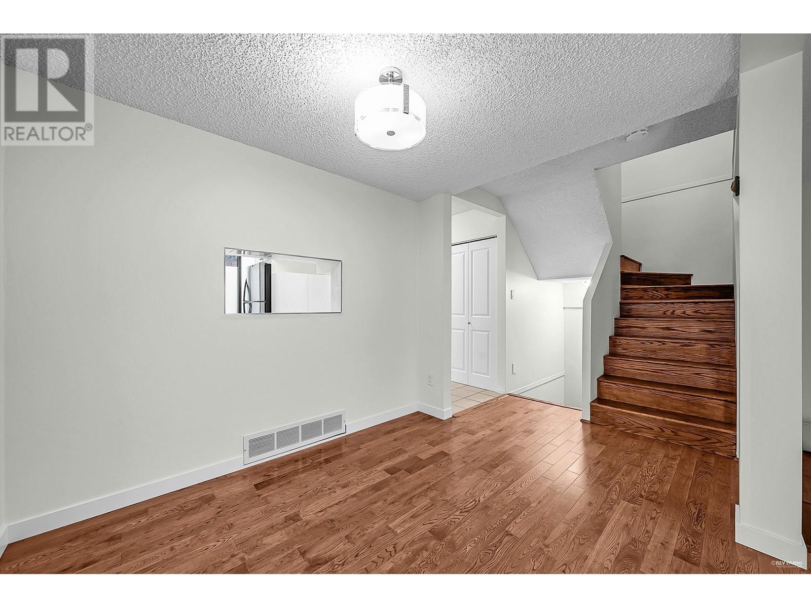 2893 Neptune Crescent, Burnaby, British Columbia  V3J 7A4 - Photo 12 - R2981624