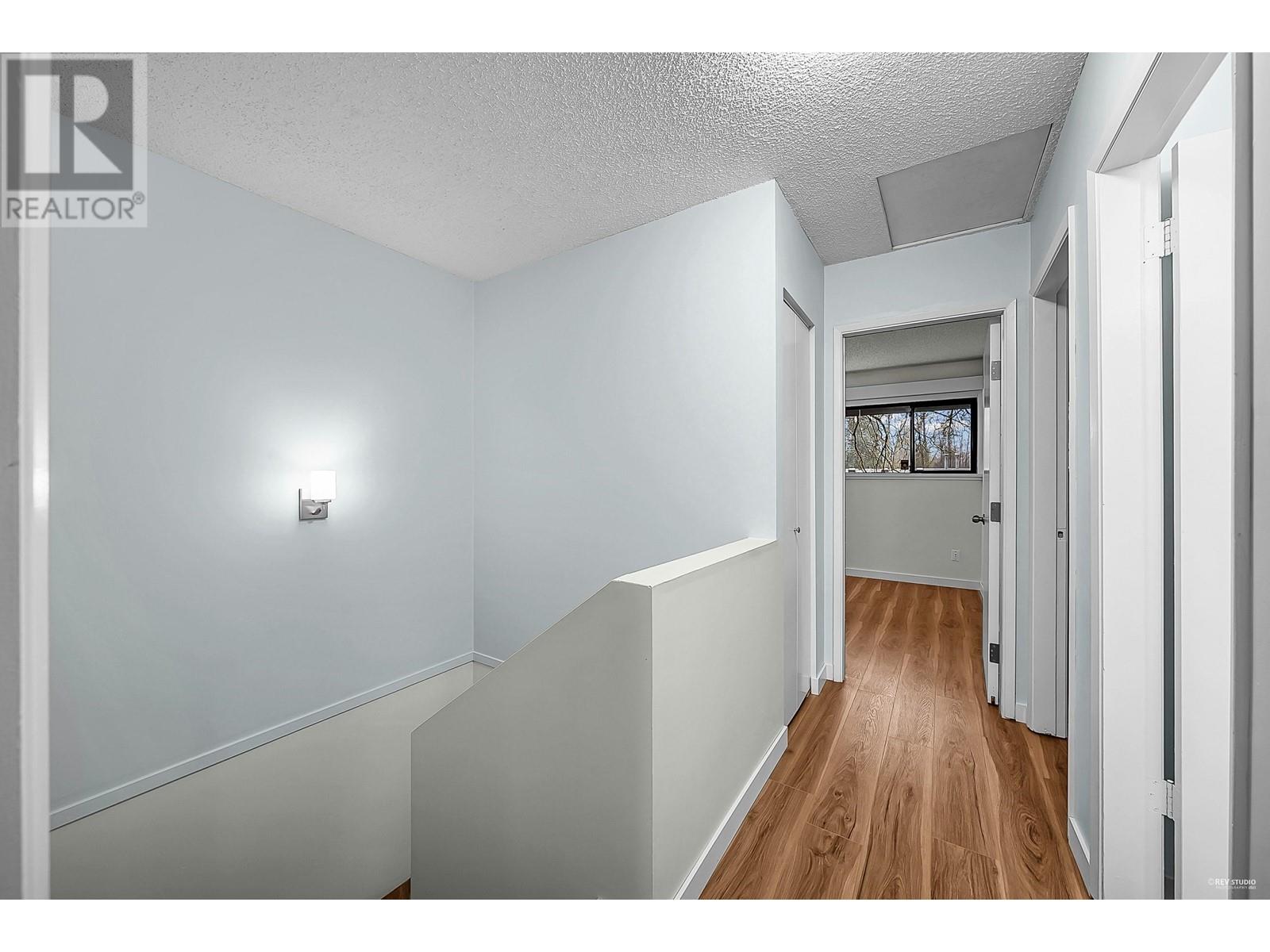 2893 Neptune Crescent, Burnaby, British Columbia  V3J 7A4 - Photo 15 - R2981624