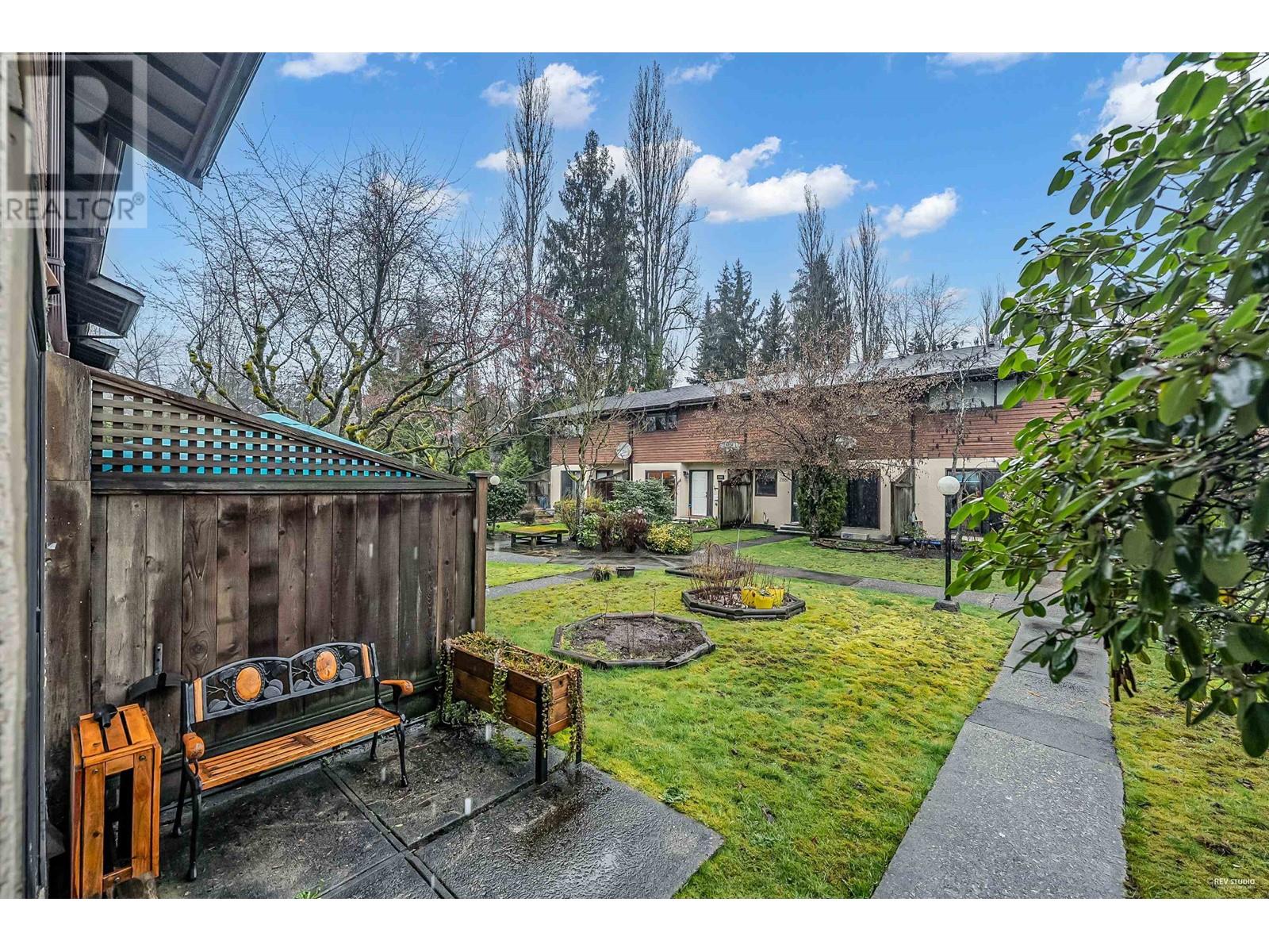 Property at 2893 NEPTUNE CRESCENT image 2