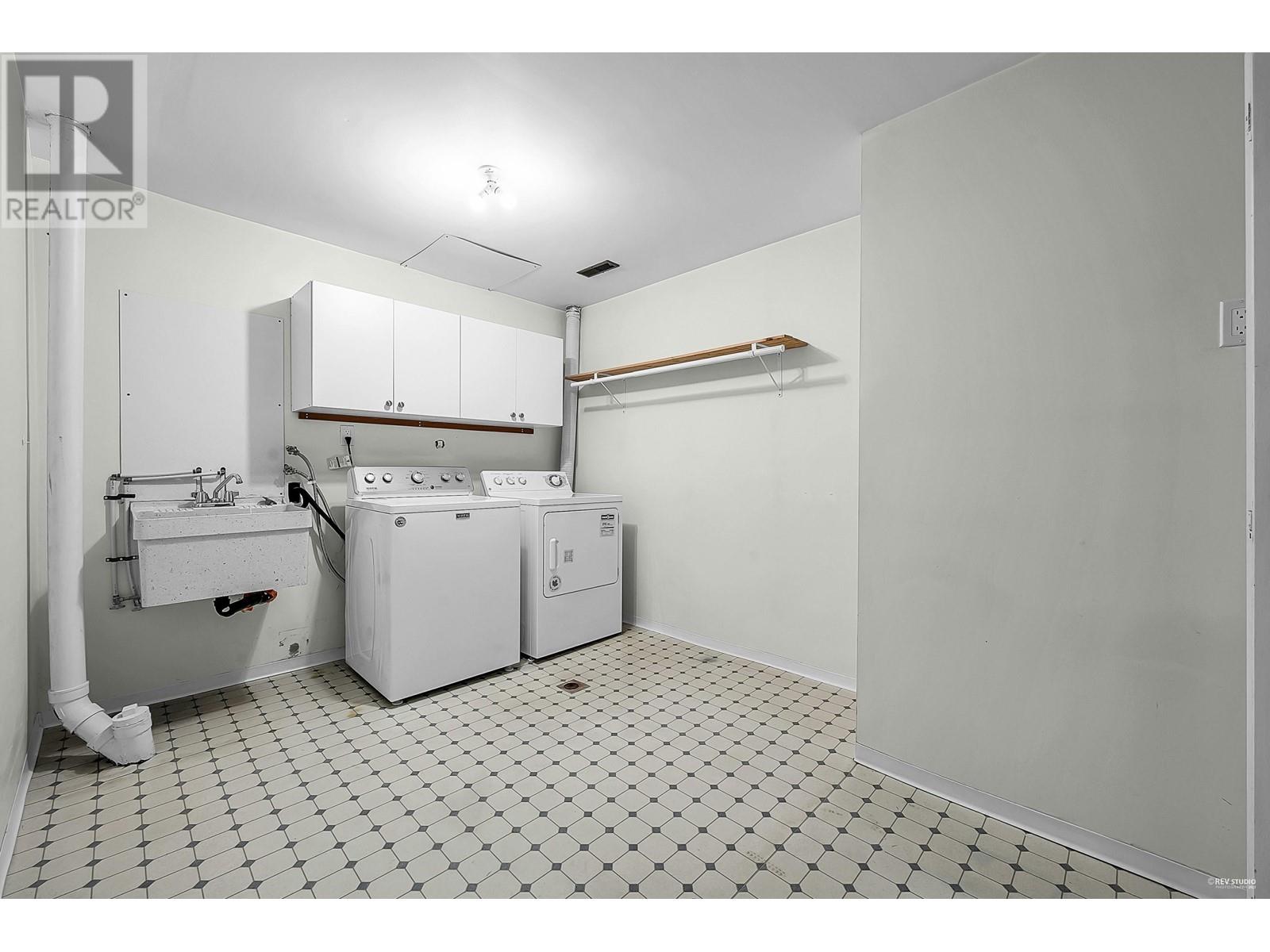 2893 Neptune Crescent, Burnaby, British Columbia  V3J 7A4 - Photo 23 - R2981624