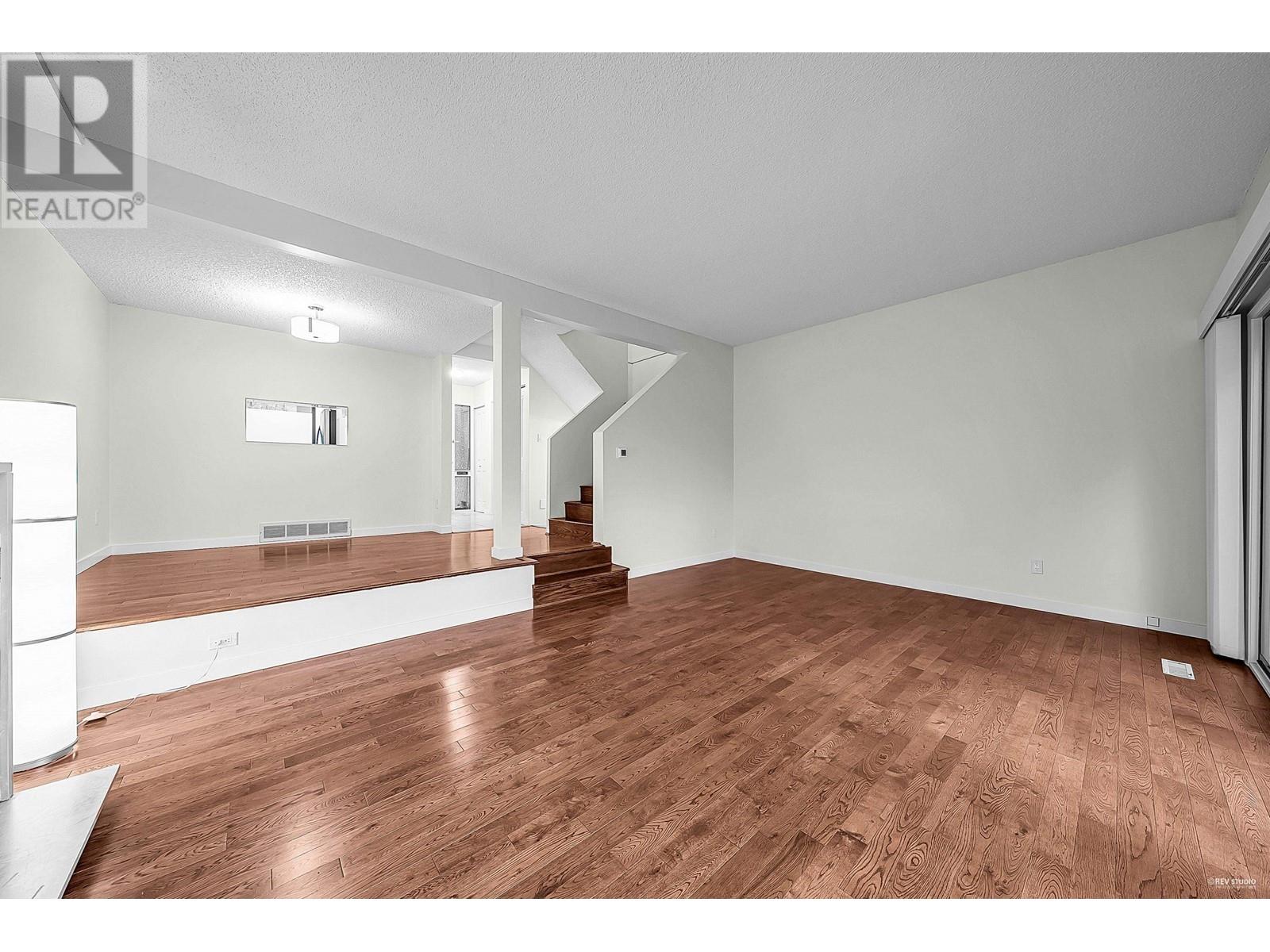 2893 Neptune Crescent, Burnaby, British Columbia  V3J 7A4 - Photo 9 - R2981624