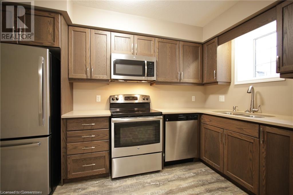 388 Old Huron Road Unit# 24d, Kitchener, Ontario  N2R 0J5 - Photo 7 - 40709869