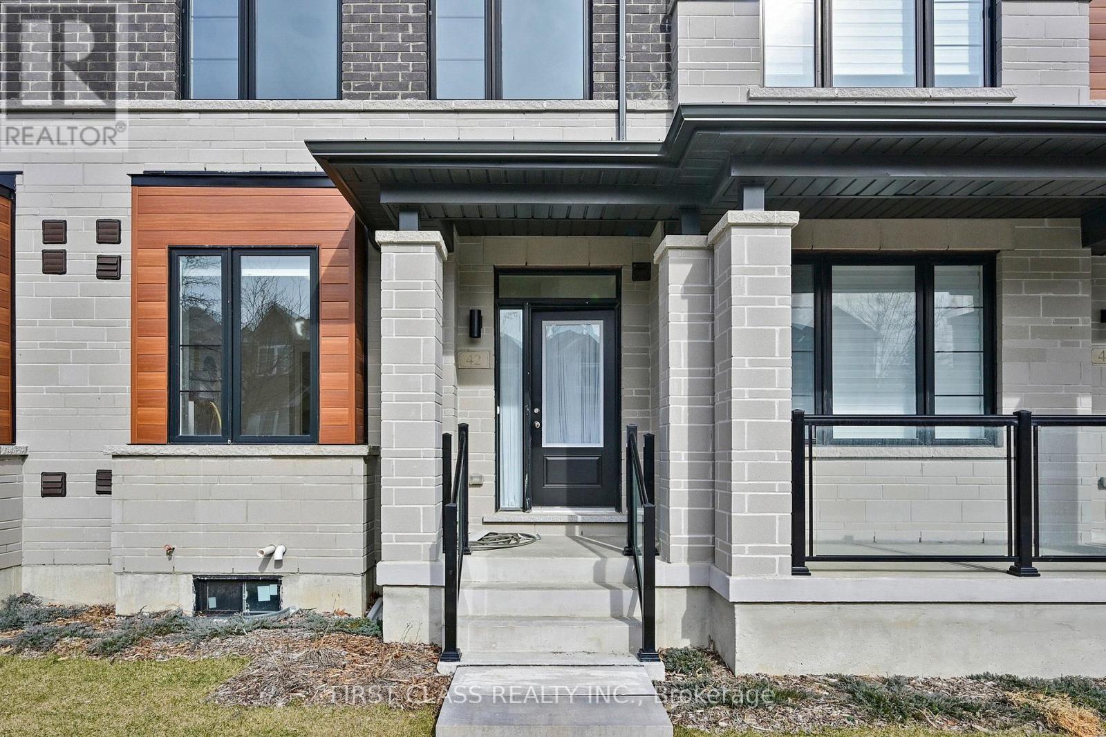 Property at 42 CAROLE BELL WAY image 2