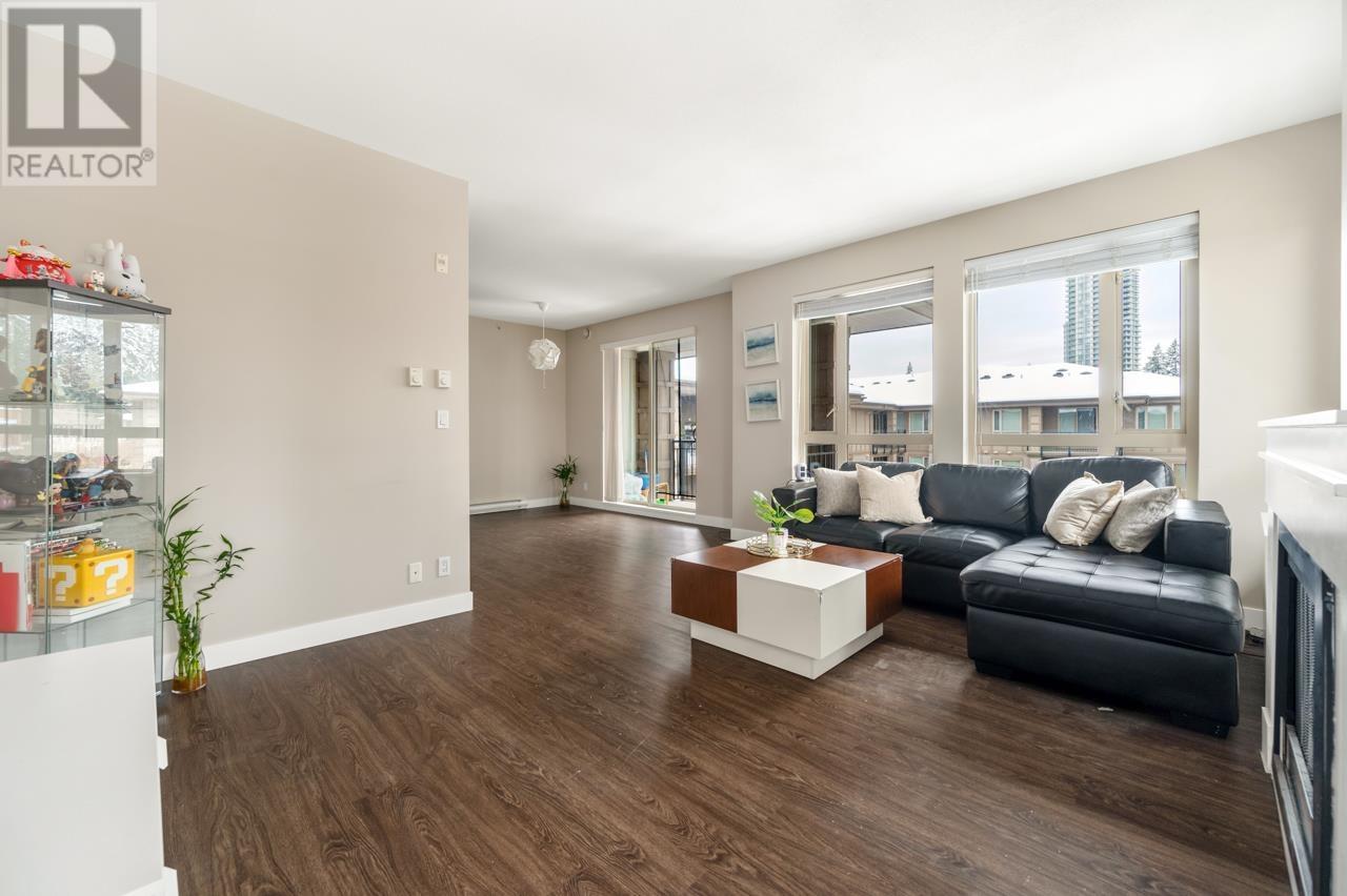 406 3105 Lincoln Avenue, Coquitlam, British Columbia  V3B 0E1 - Photo 2 - R2974294