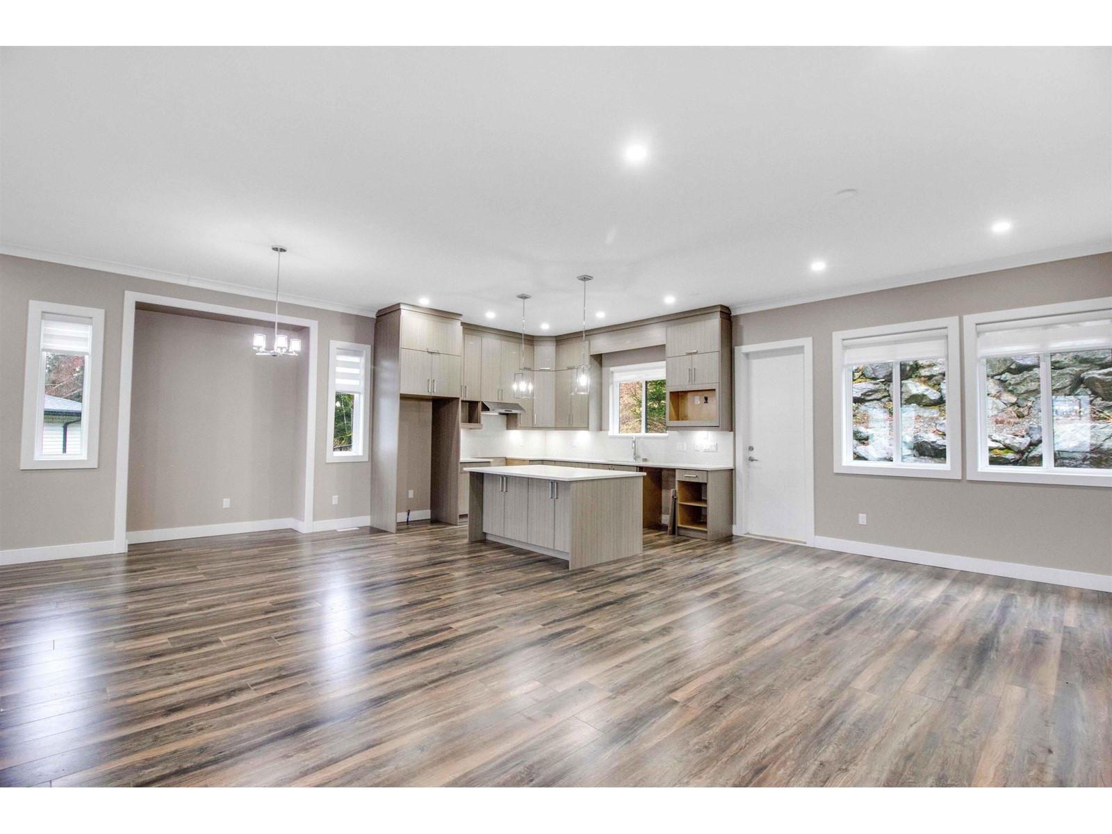 8210 Harvest Place, Eastern Hillsides, Chilliwack, British Columbia  V4Z 0E4 - Photo 2 - R2979065