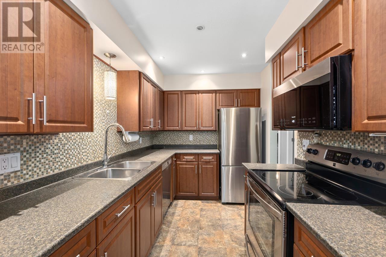 101 320 W 2nd Street, North Vancouver, British Columbia  V7M 1E1 - Photo 3 - R2981630