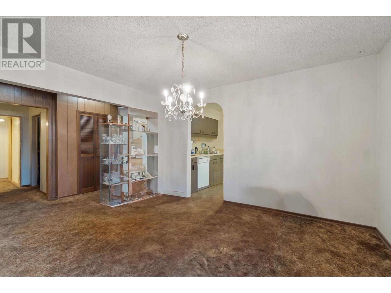 4868 Joyce Street, Vancouver, British Columbia  V5R 4G3 - Photo 4 - R2981559