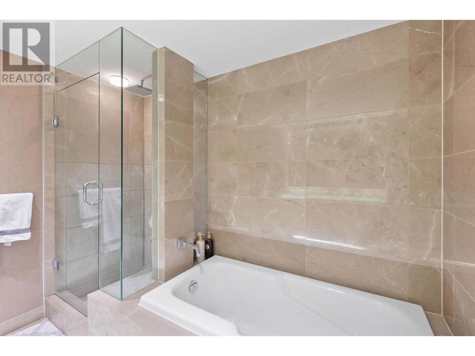 1802 8 Smithe Mews, Vancouver, British Columbia  V6B 0A5 - Photo 17 - R2981644
