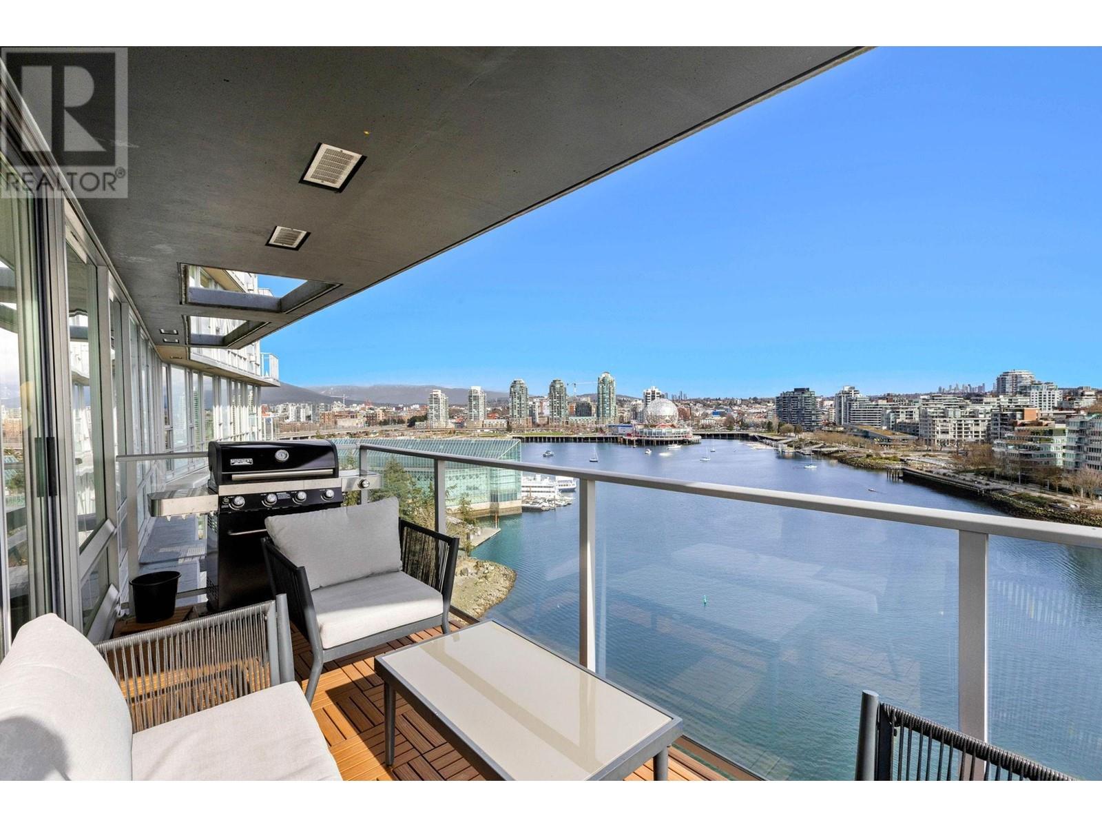 1802 8 Smithe Mews, Vancouver, British Columbia  V6B 0A5 - Photo 4 - R2981644