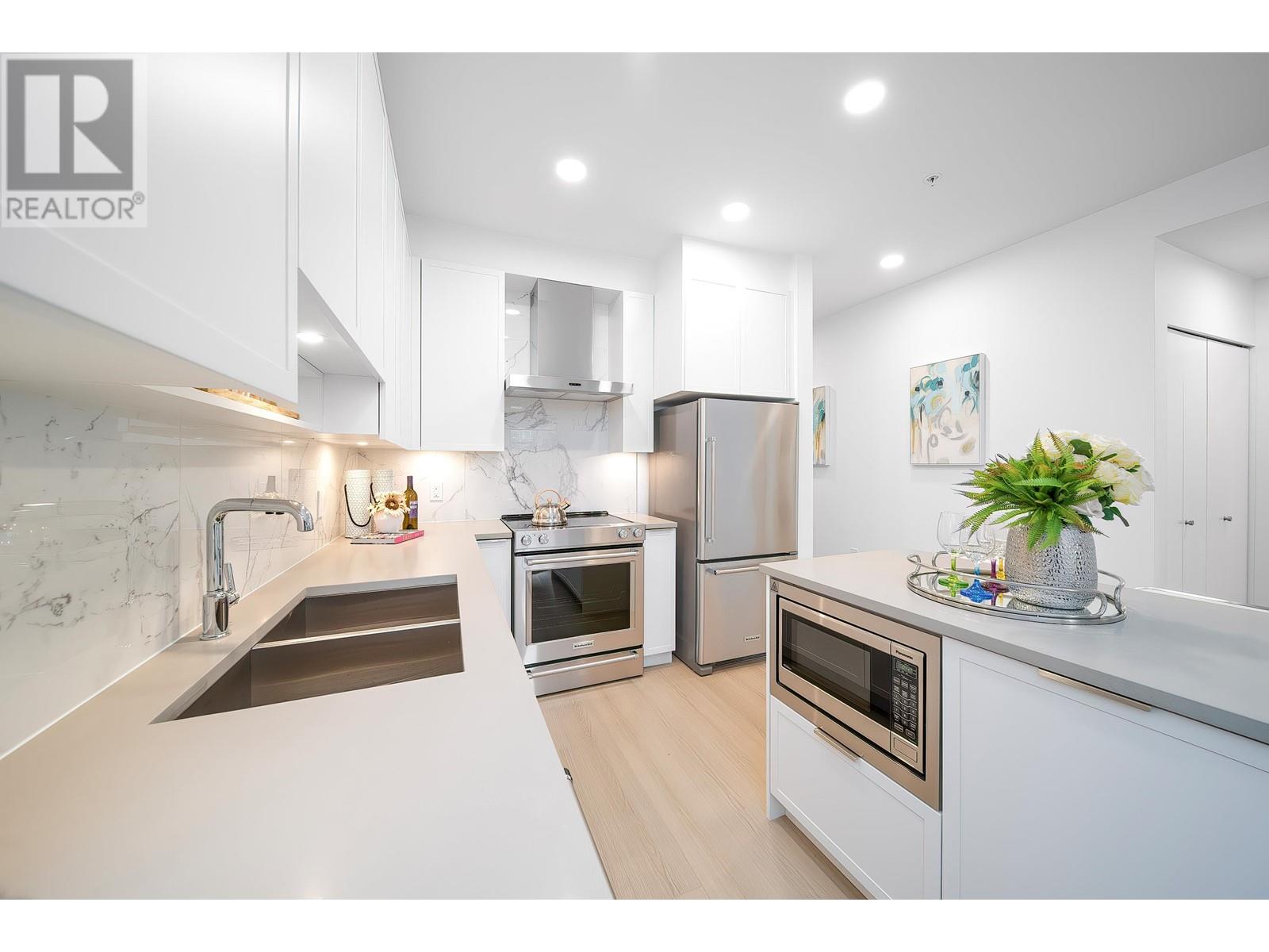 101 7799 17 Street, Burnaby, British Columbia  V3N 0J5 - Photo 14 - R2981645