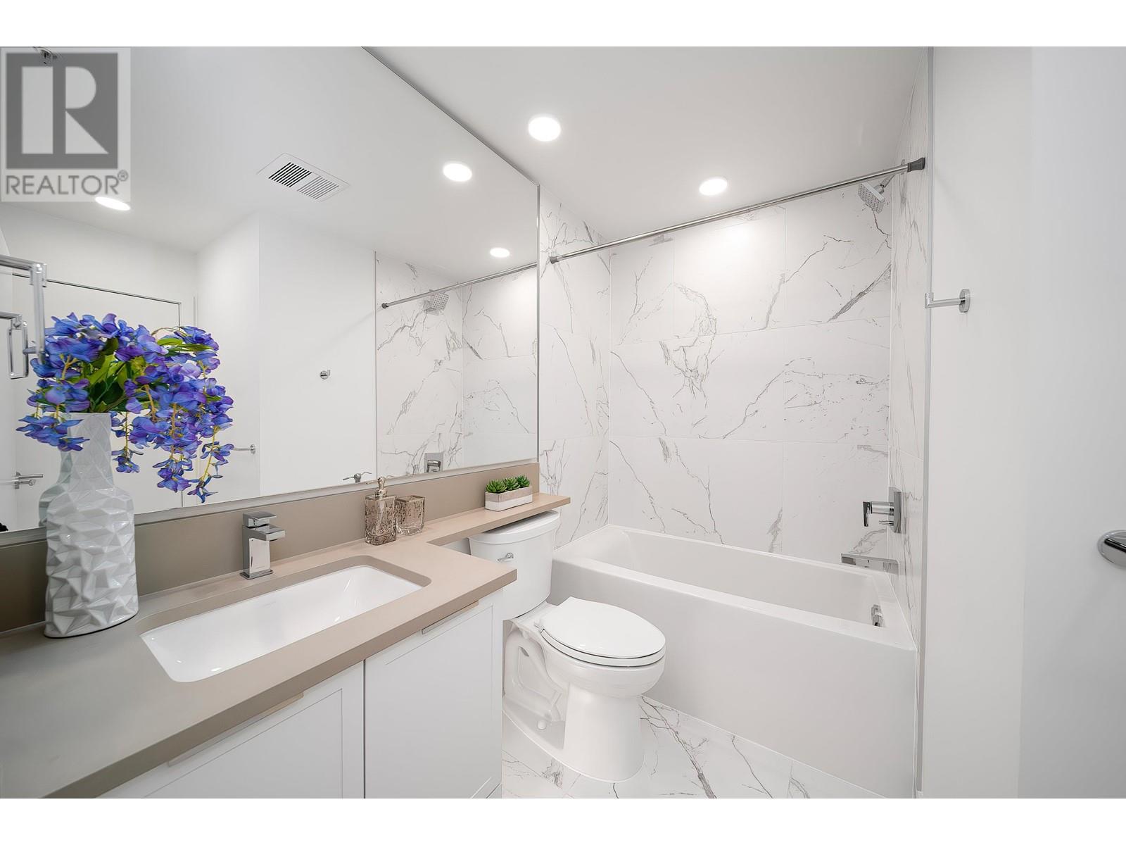 101 7799 17 Street, Burnaby, British Columbia  V3N 0J5 - Photo 18 - R2981645