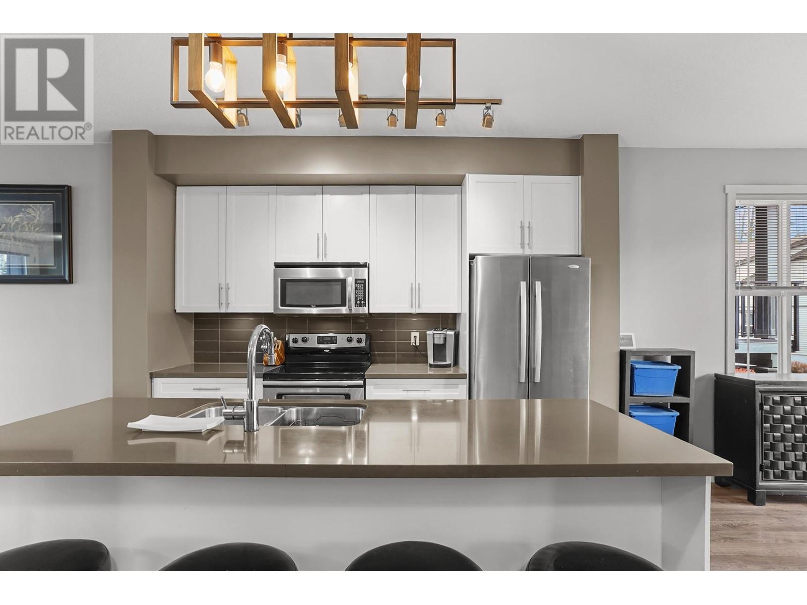 Property at 4 11176 GILKER HILL image 3