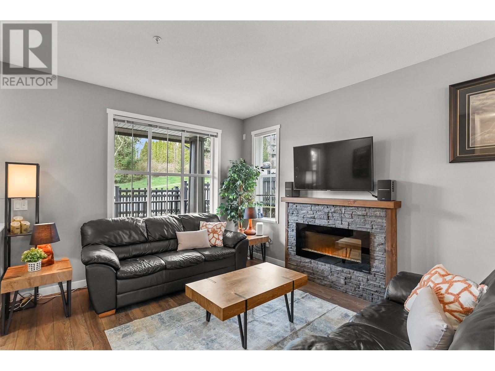 Property at 4 11176 GILKER HILL image 5
