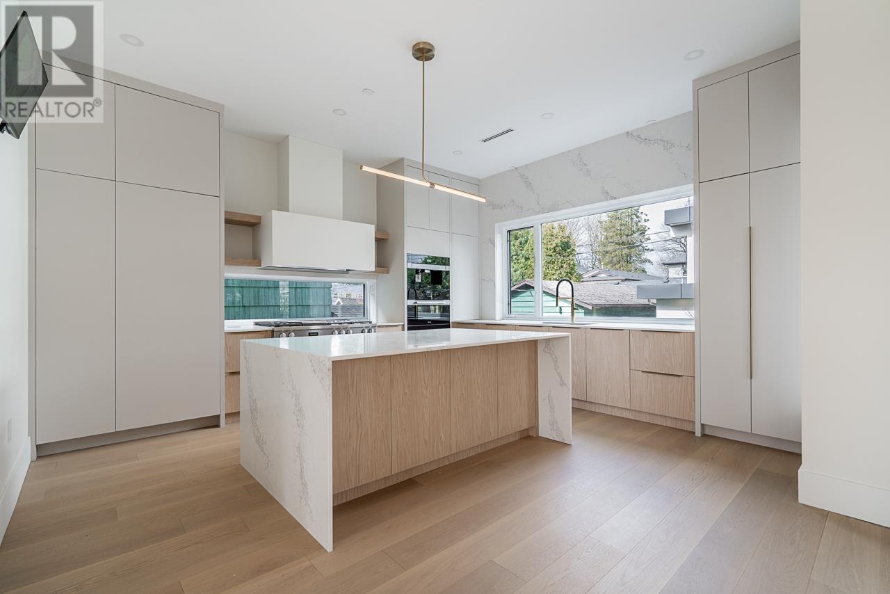 439 W 22nd Avenue, Vancouver, British Columbia  V5Y 2G6 - Photo 3 - R2981649