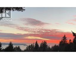 2780 ROSEBERY AVENUE, West Vancouver, British Columbia